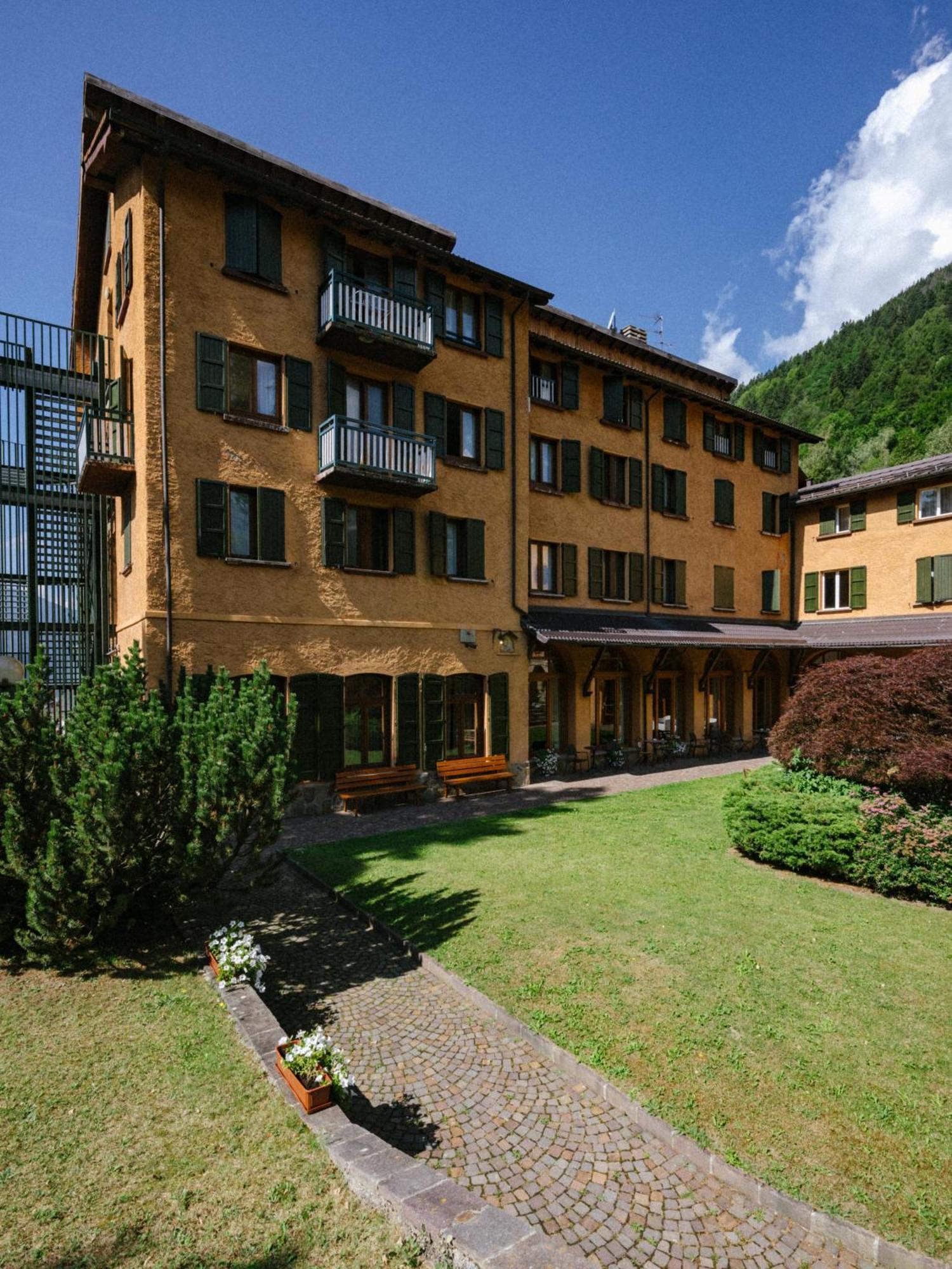 Villa Luzzago 蓬泰迪莱尼奥 外观 照片